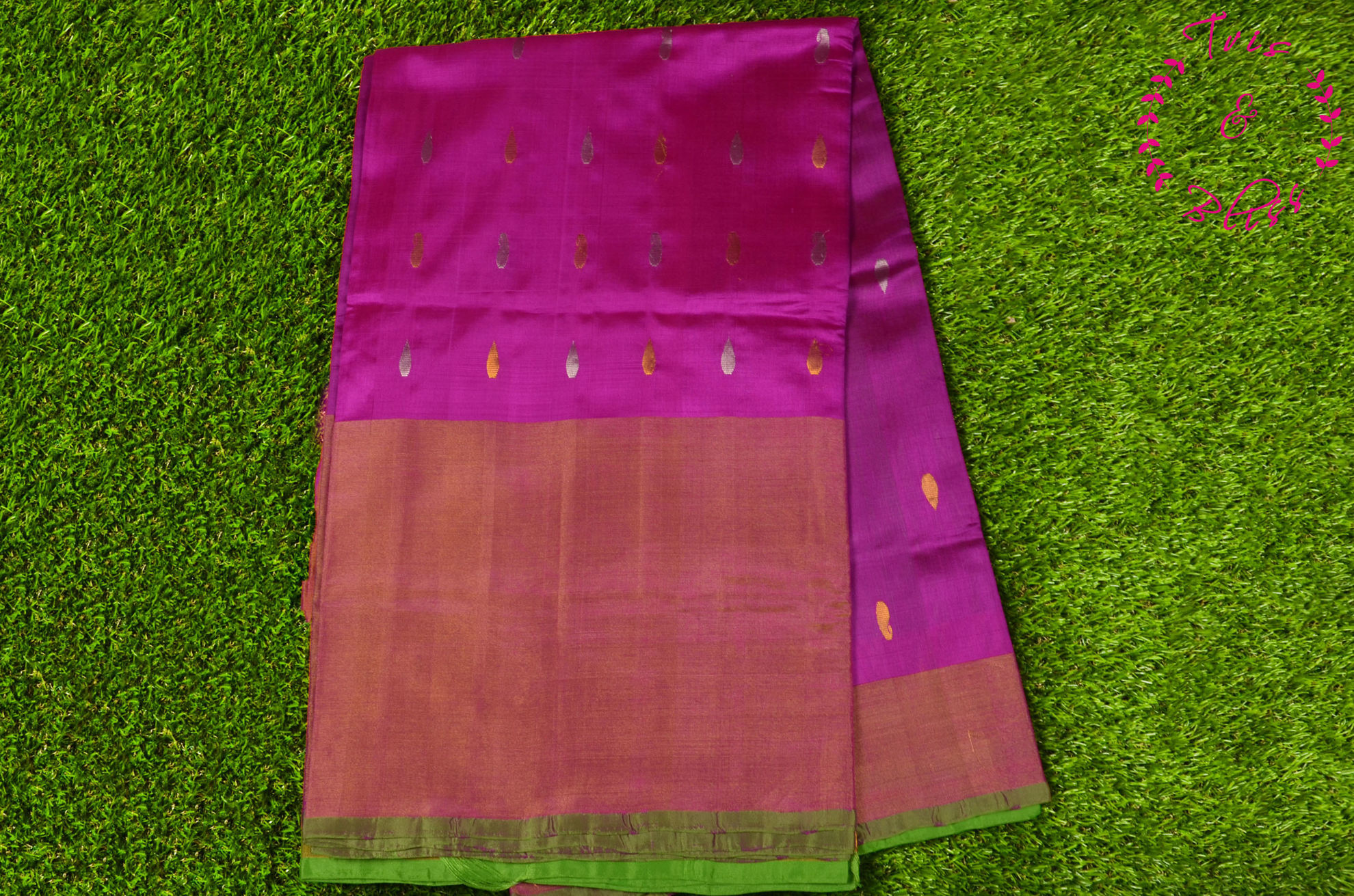 Tvis and Bliss. Pink and Parrot Green Uppada Silk Saree with Small ...