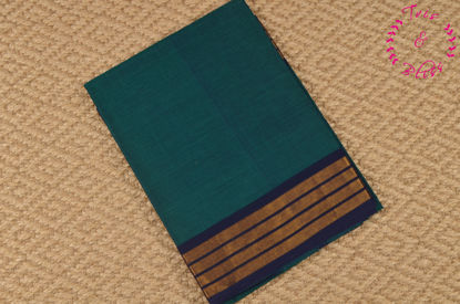 Picture of Peacock Green and Navy Blue Plain Mangalagiri Handloom Cotton Saree